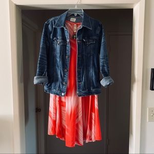 Super cute and comfy shift dress!